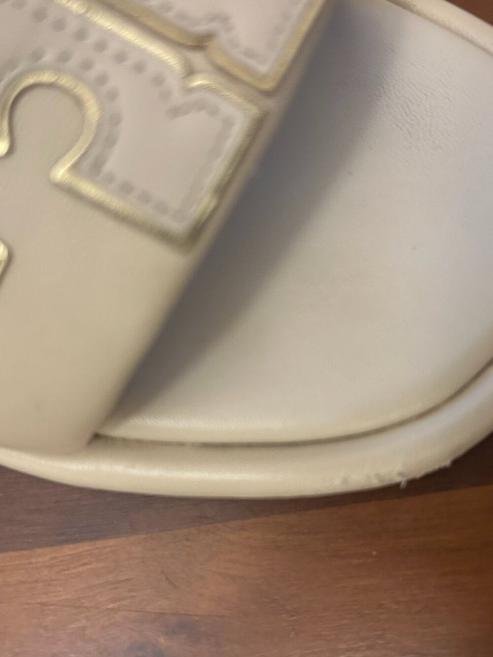 Tori Burch DOUBLE T SPORT SLIDE in light cream / gold - Picture 6 of 7